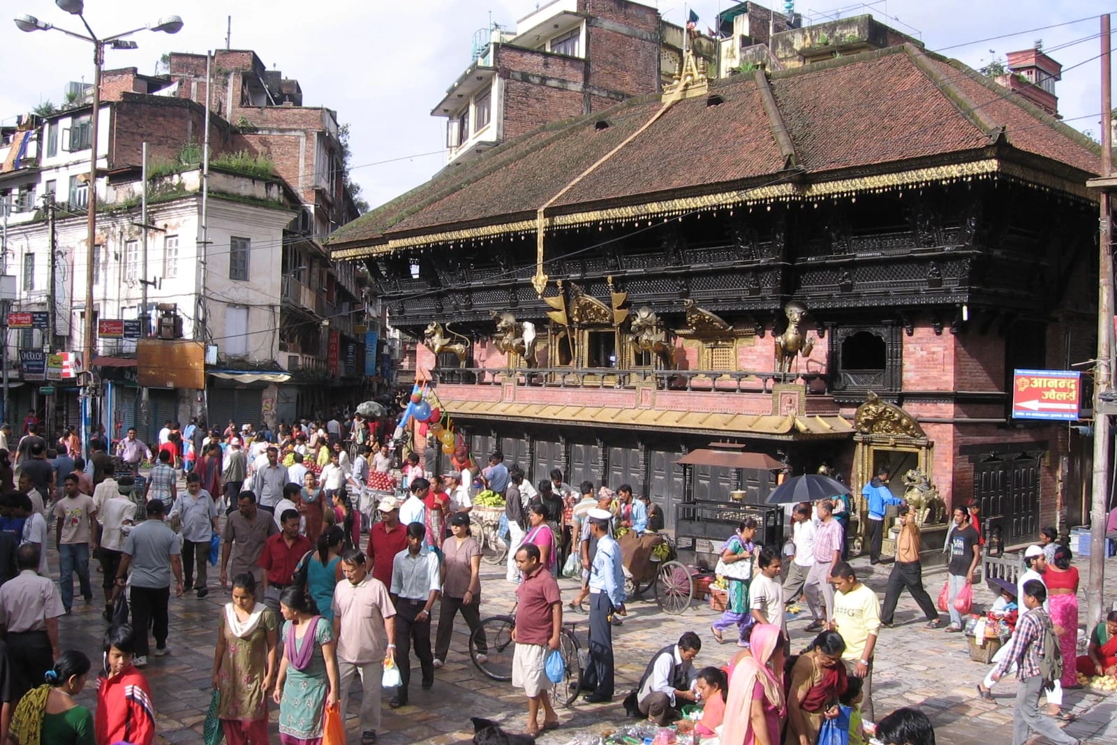 Traveling the Alleys of Kathmandu - A Walking Guide to the Old City